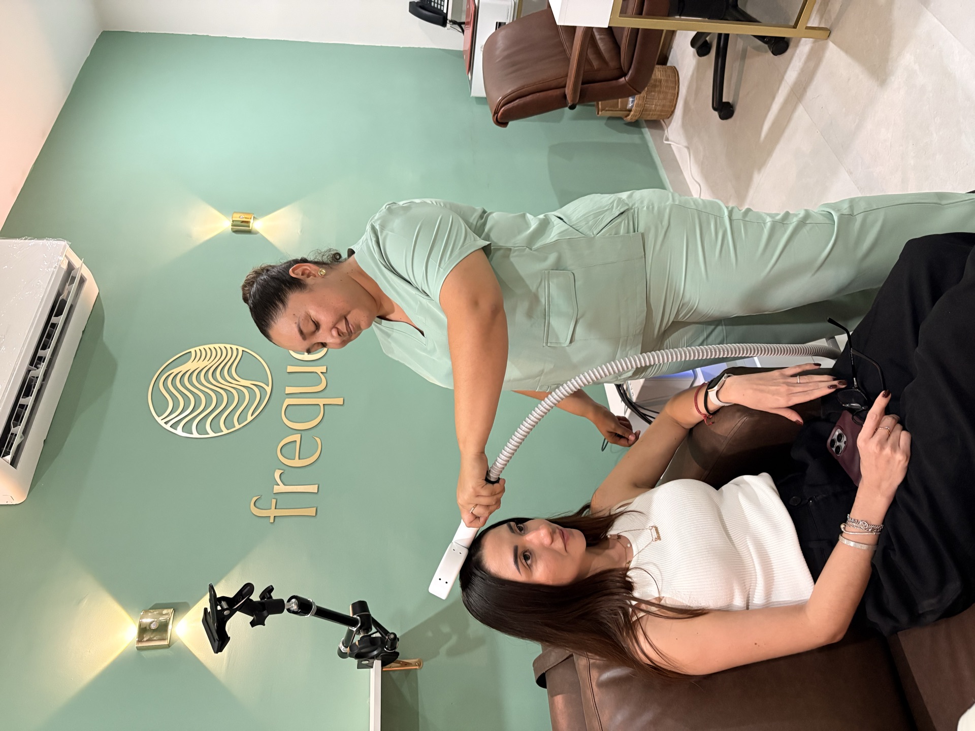 Frequens - EMT para TDAH en Adultos